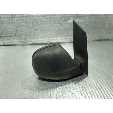 LUSTERKO PRAWE MERCEDES-BENZ VITO 639 2.2 CDI 2004 