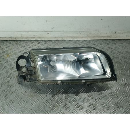 LAMPA PRAWA PRZÓD VOLVO S80 ( 98-07 ) 2.4 2001 8693562 