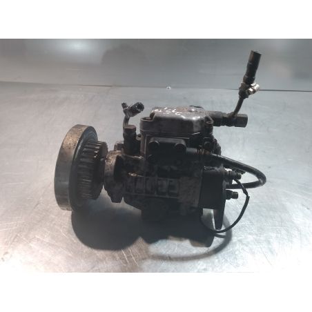 POMPA WTRYSKOWA VW T4 2.5 TDI 1996 074130115B 
