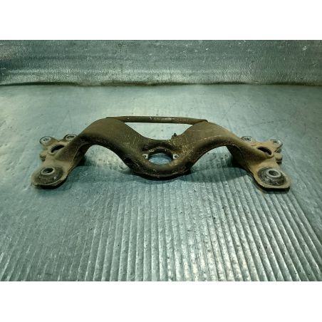 BELKA POD SKRZYNIĘ BIEGÓW AUDI A4 B6 2.0 2002 8E0399263R 