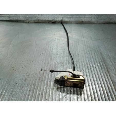 ZAMEK DRZWI PRAWY PRZÓD CITROEN C2 1.4 HDI 2005 52137780 