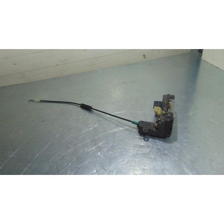 ZAMEK LEWY PRZÓD OPEL ASTRA H 2007 13210748QF 