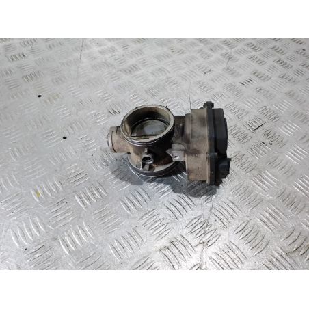 PRZEPUSTNICA RENAULT LAGUNA II ( 02-07 ) 1.8 16V 2003 8200063652 8200123061 