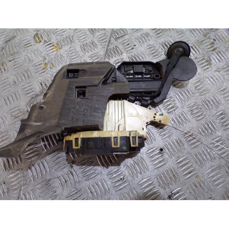 ZAMEK PRAWY PRZÓD MERCEDES-BENZ ML W166 2012 