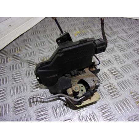 ZAMEK PRAWY PRZÓD AUDI A6 C5 1999 4B1837016B 