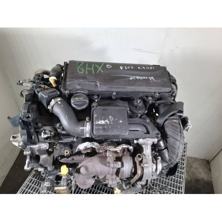 SILNIK PEUGEOT 206 1.4 HDI 2000 8HX 