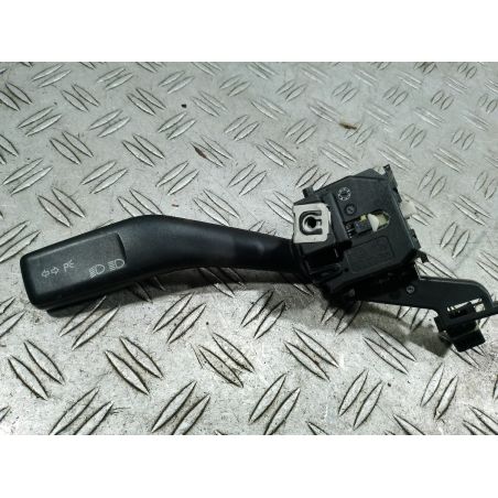 PRZEŁĄCZNIK MANETKA KIERUNKOWSKAZÓW VW GOLF V 1.4 16V 2003 1K0953513 