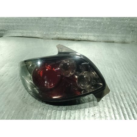 LAMPA TYLNA LEWA PEUGEOT 206 1.1 8V 2004 