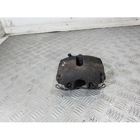 ZACISK HAMULCOWY PRAWY PRZÓD SKODA ROOMSTER 1.6 TDI 2013 