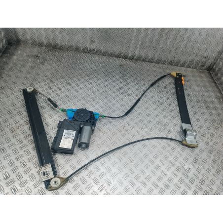 PODNOŚNIK SZYBY PRAWY PRZÓD AUDI A4 B7 2.0 TDI 2004 8E1959802B 