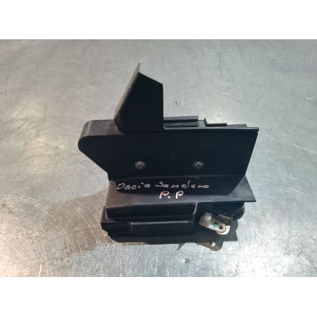 ZAMEK DRZWI PRAWY PRZÓD DACIA SANDERO II 0.9 TCE 2018 