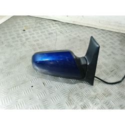 LUSTERKO PRAWE OPEL ZAFIRA B 1.9 CDTI2005                                            