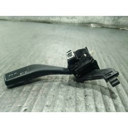 PRZEŁĄCZNIK KIERUNKOWSKAZÓW VW JETTA V 1.6 MPI 102KM1.6 mpi20061K0953513                                            