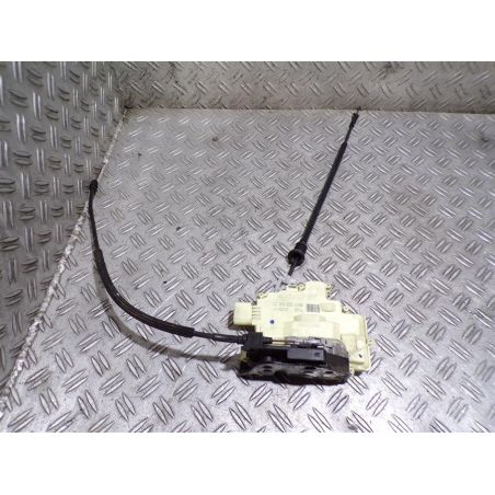 ZAMEK LEWY TYŁ VW PASSAT B6 2006 3C4839015A 