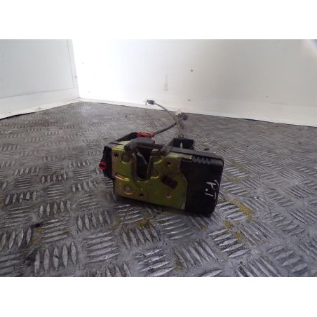 ZAMEK PRAWY TYŁ OPEL ASTRA G 2000 90561158BB 