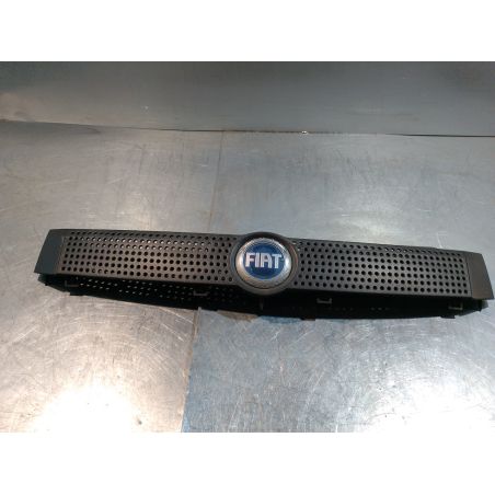 ATRAPA GRILL GRIL FIAT PANDA II 1.1 B 2004 735314236 