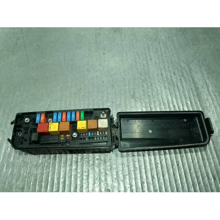 SKRZYNKA BEZPIECZNIKÓW OPEL SIGNUM 2.0 TURBO 2003 460023260 