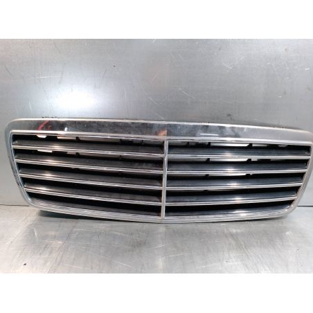 ATRAPA GRILL GRIL MERCEDES-BENZ CLK W208 2.0 2000 771500002   2088800085 