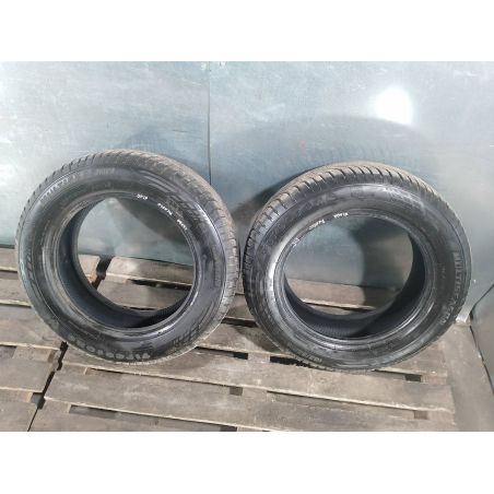 OPONY ZIMOWE 15 PARA CITROEN XSARA PICASSO 2.0 HDI 2000 185/65 R15 