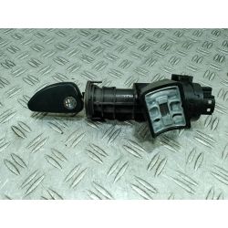 STACYJKA ALFA ROMEO GT 2.02004B365                                            