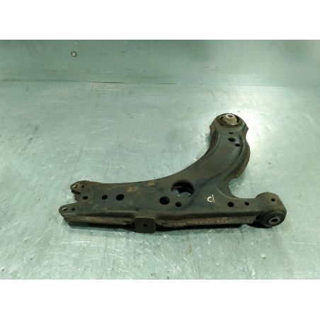 WAHACZ PRAWY PRZÓD VW BORA 1.9 TDI 1999 