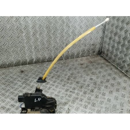 ZAMEK DRZWI LEWY PRZÓD AUDI A2 1.4 TDI 2004 8Z1837015 