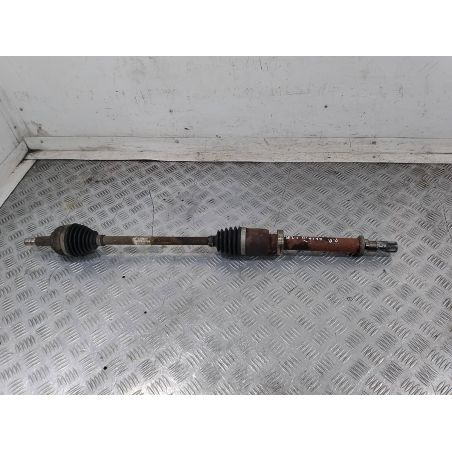 PÓŁOŚ PRAWA PRZÓD RENAULT CLIO III ( 05-13 ) 1.2 8V 2011 8200378880 