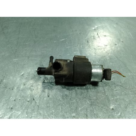 DODATKOWA POMPA WODY MERCEDES-BENZ W210 3.2 CDI 2000 0018351364 