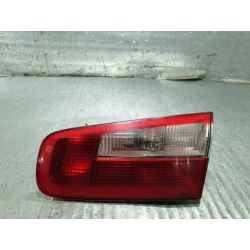 LAMPA TYLNA PRAWA W KLAPE RENAULT LAGUNA II ( 02-07 ) 1.9 DCI20038200002476                                            