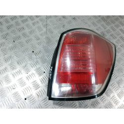 LAMPA TYLNA PRAWA OPEL ASTRA H 1.9 CDTI200624451840                                            