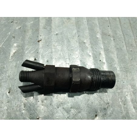 WTRYSKIWACZ VW T4 2.4 D 1996 028130201C 