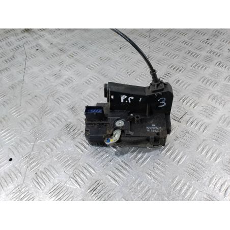 ZAMEK DRZWI PRAWY PRZÓD OPEL VIVARO 1.9 DCI 2003 8200008248 