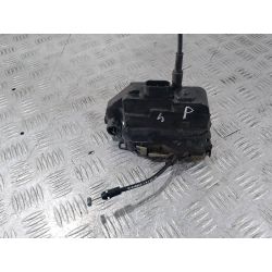 ZAMEK DRZWI PRAWY PRZÓD RENAULT MEGANE II ( 02-09 ) 1.6 16V2004                                            