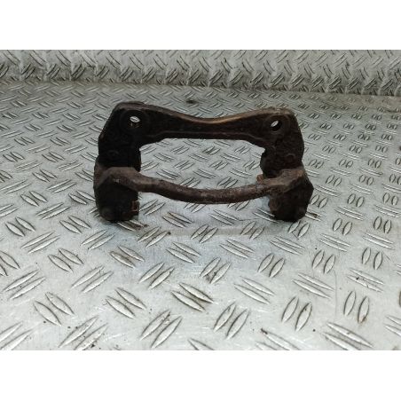 JARZMO PRAWY PRZÓD KIA CEED 1.6 CRDI 2008 