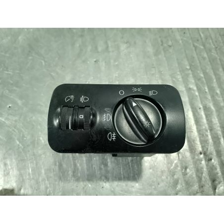 WŁĄCZNIK ŚWIATEŁ SEAT TOLEDO II 1.6 SR 1999 1M1941531E 