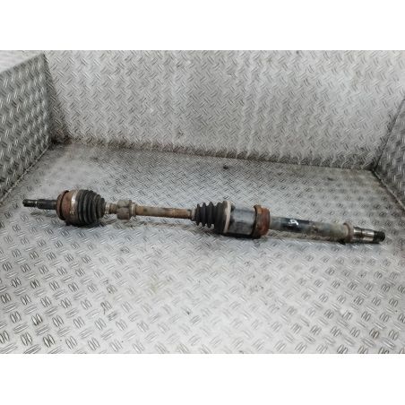 PÓŁOŚ PRAWA PRZÓD TOYOTA AVENSIS III T27 2.0 D4D 2008 