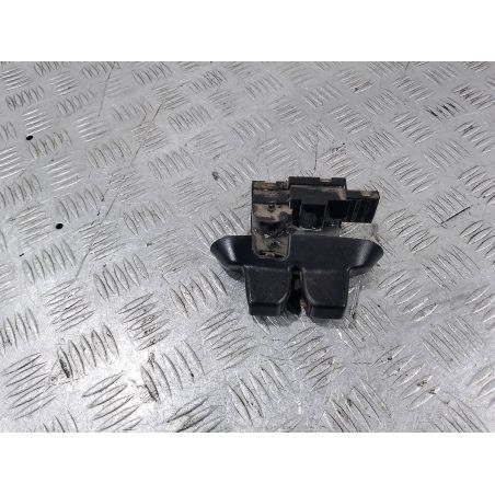 ZAMEK KLAPY RENAULT LAGUNA II ( 02-07 ) 1.8 16V 2003 8200000697B 