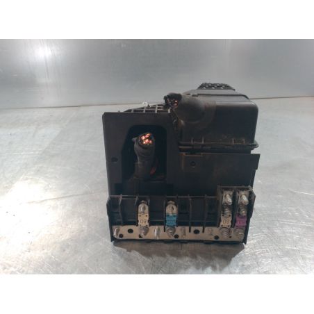 SKRZYNKA BEZPIECZNIKÓW AUDI A3 8P 1.9 TDI 2004 0-1394963-1C   0-1394932 