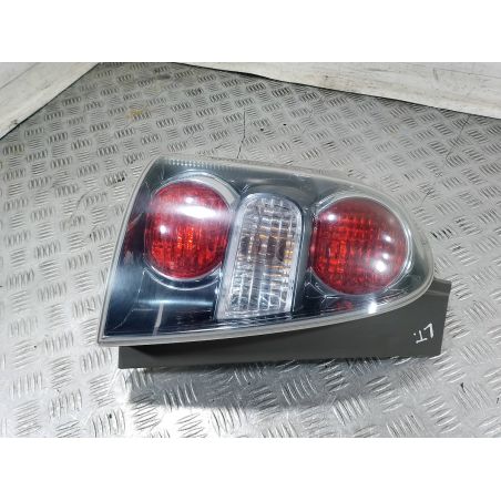 LAMPA TYLNA LEWA TOYOTA COROLLA VERSO II 2.2 DCAT 2008 81560-0F080-00 