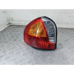 LAMPA TYLNA LEWA HYUNDAI TUCSON 2.42003                                            