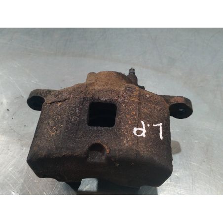 ZACISK HAMULCOWY LEWY PRZÓD MITSUBISHI LANCER VIII  1.8 16V 143KM 1.8 16V 2010 