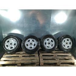 FELGI STALOWE KOMPLET 15 Z OPONAMI LAND ROVER FREELANDER 1.8 16V20004150077                                            