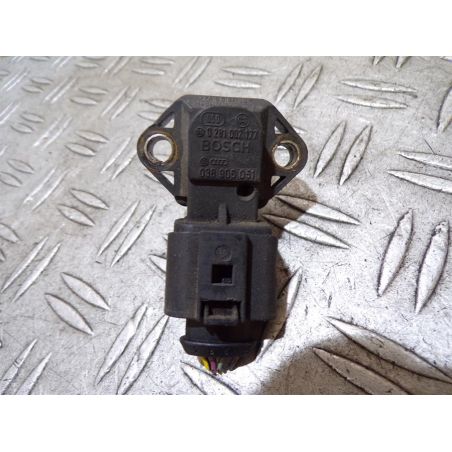 CZUJNIK DOŁADOWANIA VW GOLF IV 1.9 TDI 2000 038906051  0281002177 