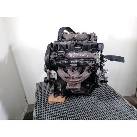 SILNIK PEUGEOT 206 1.4 16V 88KM 1.4 16V 2002 KFU  