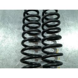 SPRĘŻYNY TYŁ BMW E87 2.0 D2007                                            