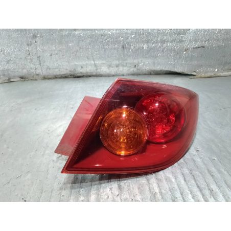 LAMPA TYLNA PRAWA MAZDA 3 1.6 16V 2003 