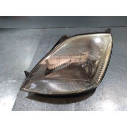LAMPA PRAWA PRZÓD FORD FIESTA MK6 1.3 B2005                                            