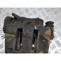 ZACISK HAMULCOWY PRAWY PRZÓD OPEL MOVANO 2.5 DCI2004                                            