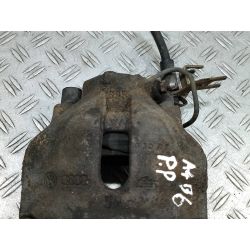 ZACISK HAMULCOWY PRAWY PRZÓD AUDI A4 B6 2.0 B2001                                            