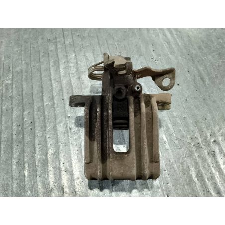 ZACISK HAMULCOWY PRAWY TYŁ AUDI A6 C5 1.9 TDI 2002 